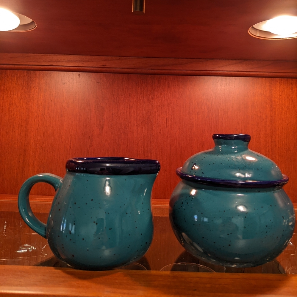 BOGO Culinary Arts Cream and Covered Sugar, similar to Denby Harlequin